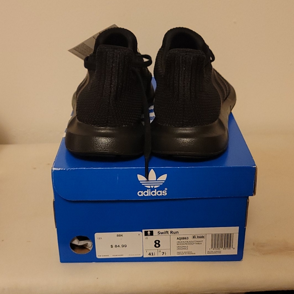 Adidas Swift Run